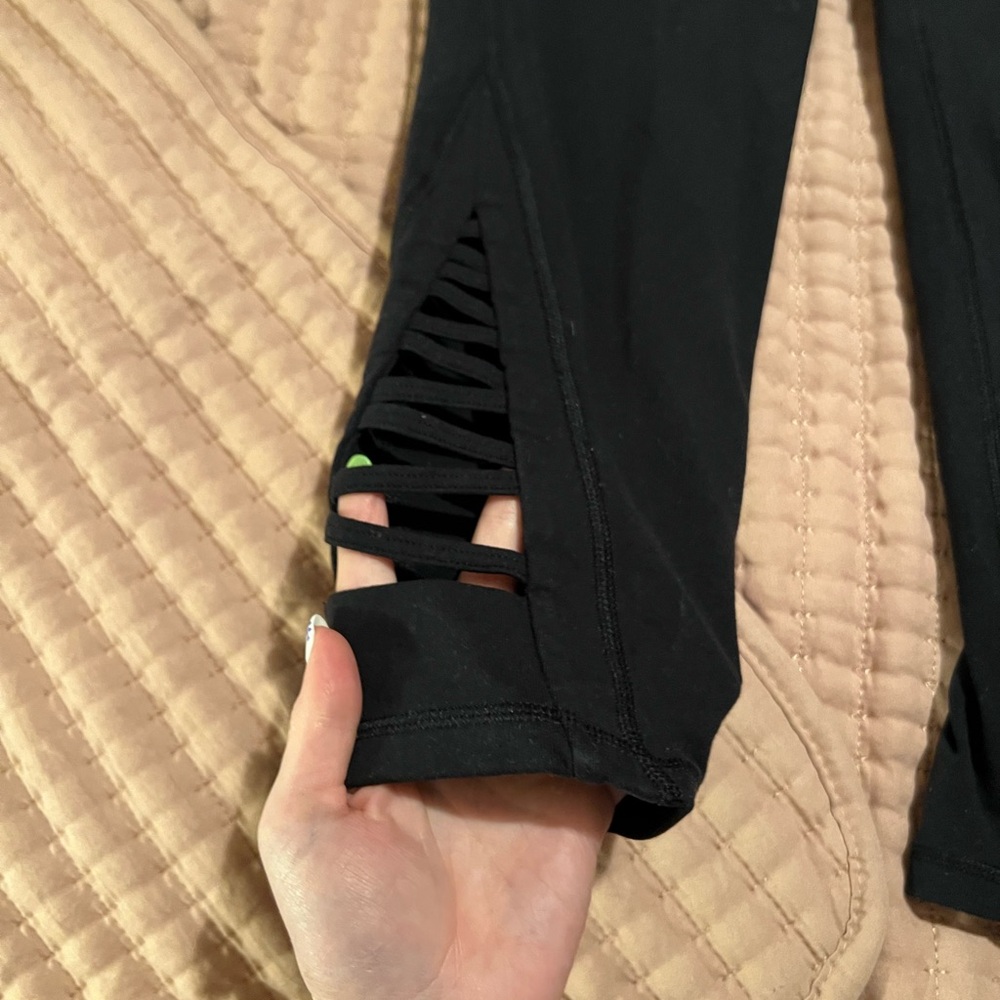 Athleta Capris - Picture 4 of 4